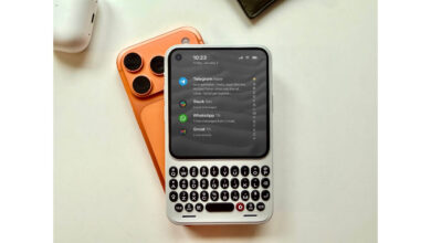 موبایل خاص با صفحه کلید فیزیکی