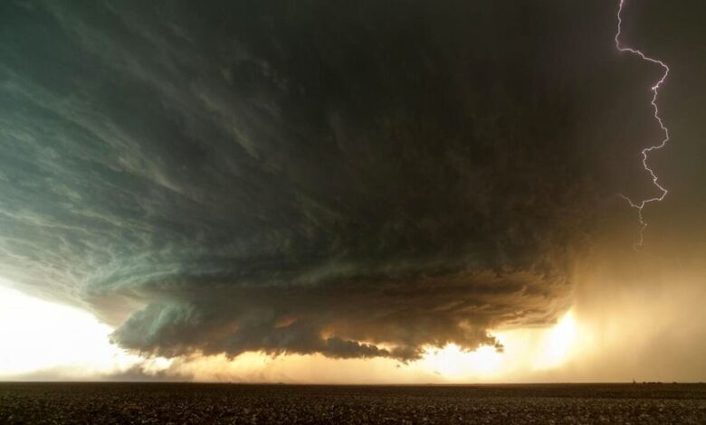 طوفان - رگبار باران