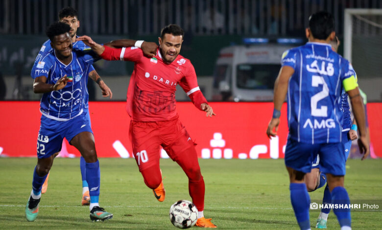 حاشیه های دربی ۱۰۶ پرسپولیس ۰ - ۰ استقلال در اراک