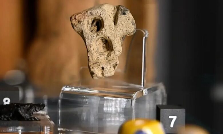 شیء سفالی مرموز