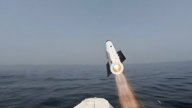 شلیک در دریا - موشک