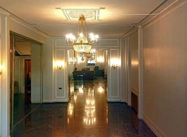 کاخ نیاوران