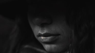 زن گمشده - زن مرموز - - دختر گمشده - سرنوشت زن - افسردگی زنان