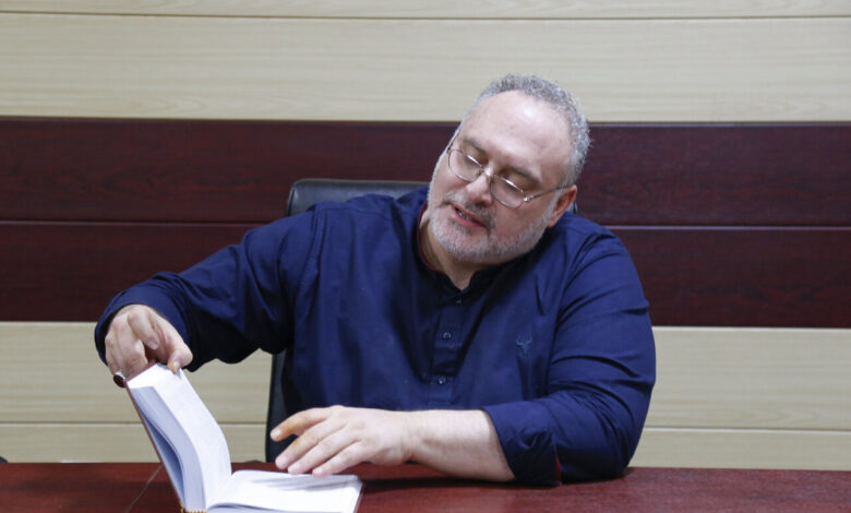 افشین علاء