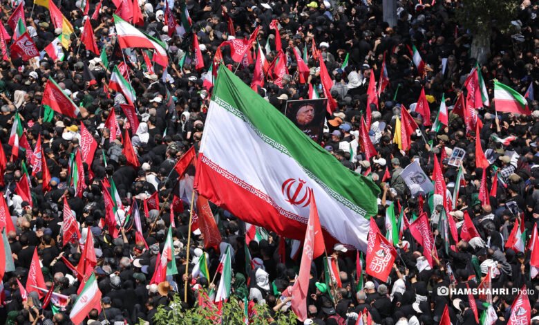 تشییع پیکر رهبر شهید در تهران