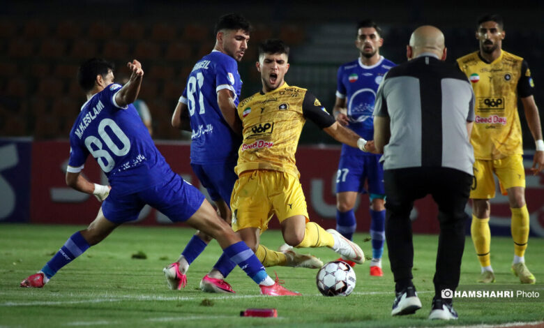 تصاویر بازی استقلال 2 - 0 سپاهان